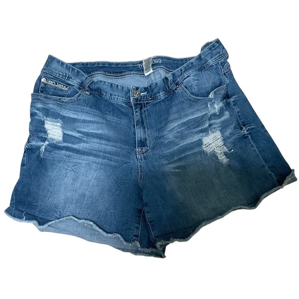 Maurice’s Woman’s Mid Rise Denim Blue Distressed Shorts Size 20 Frayed Hem